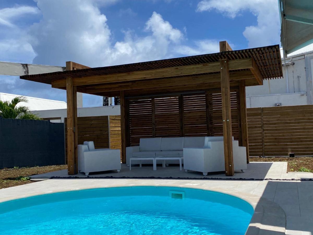 Villa Nomilou Beach Avec Acces Direct Plage Saint-Francois  Buitenkant foto